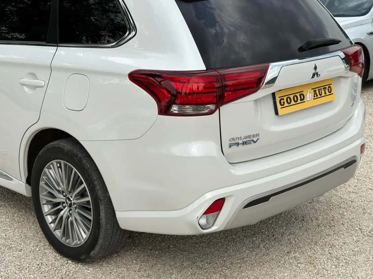 Mitsubishi Outlander - fotografia 7
