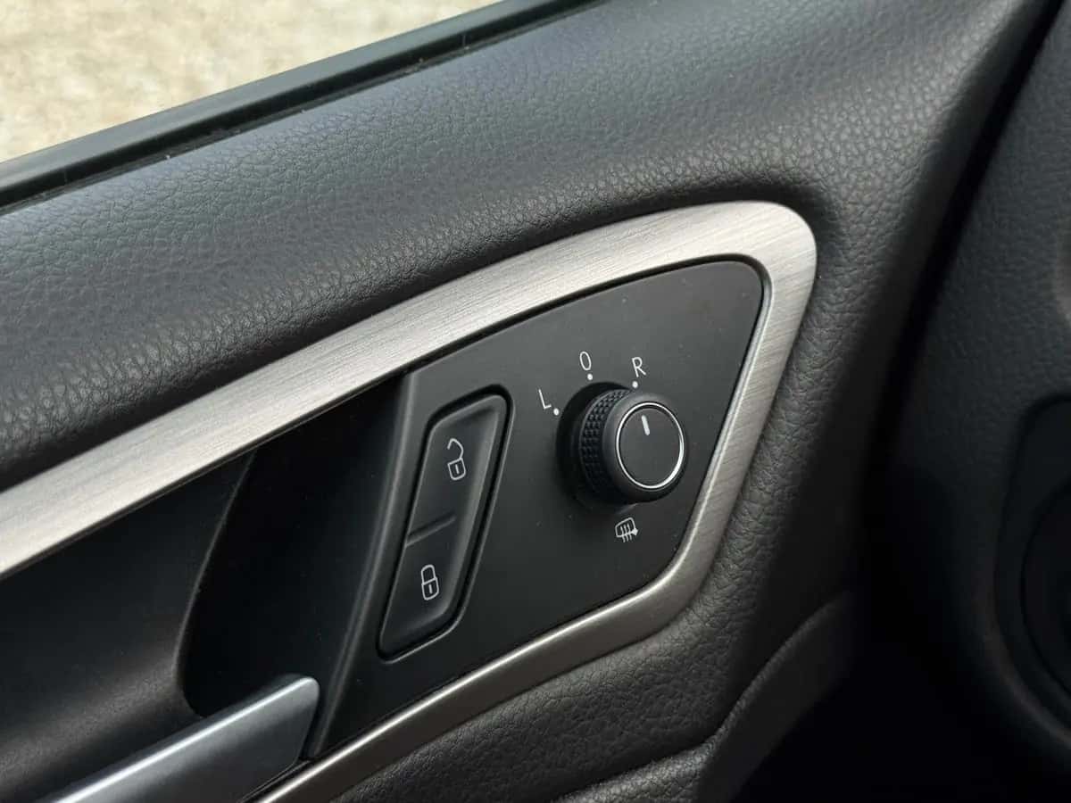 Volkswagen Golf - fotografia 14