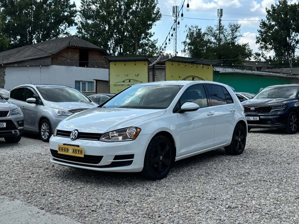 Volkswagen Golf - fotografia 3