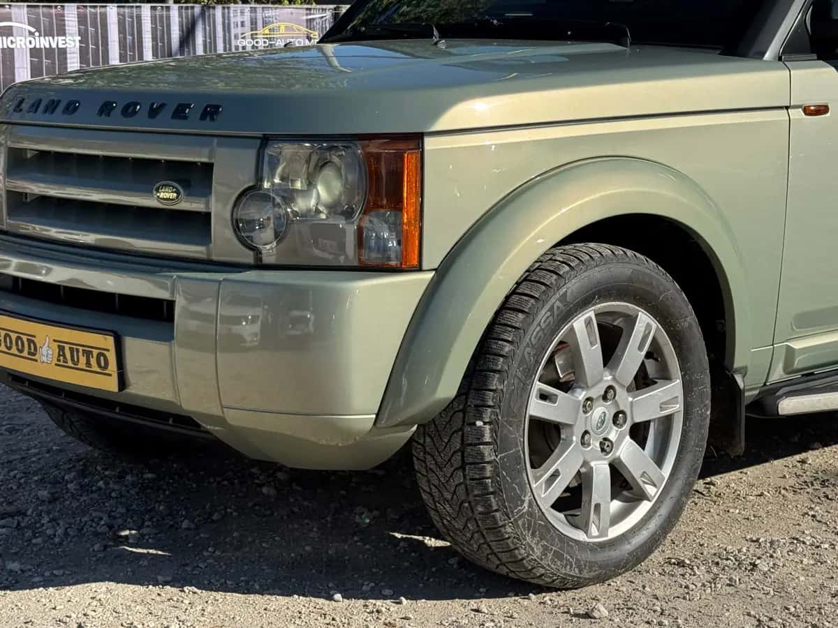 Land Rover Discovery - fotografia 4