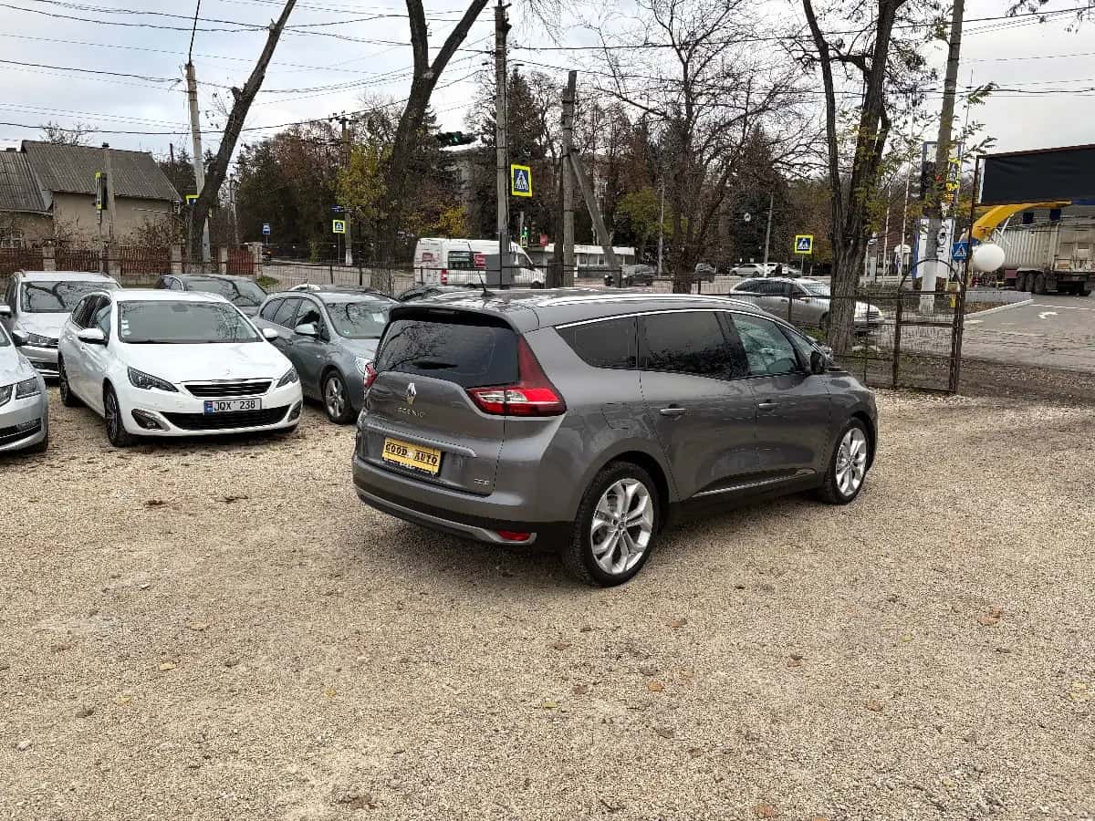 Renault Grand Scenic - fotografia 6