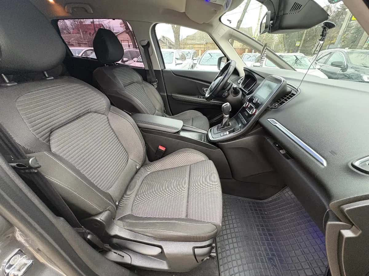 Renault Grand Scenic - fotografia 10