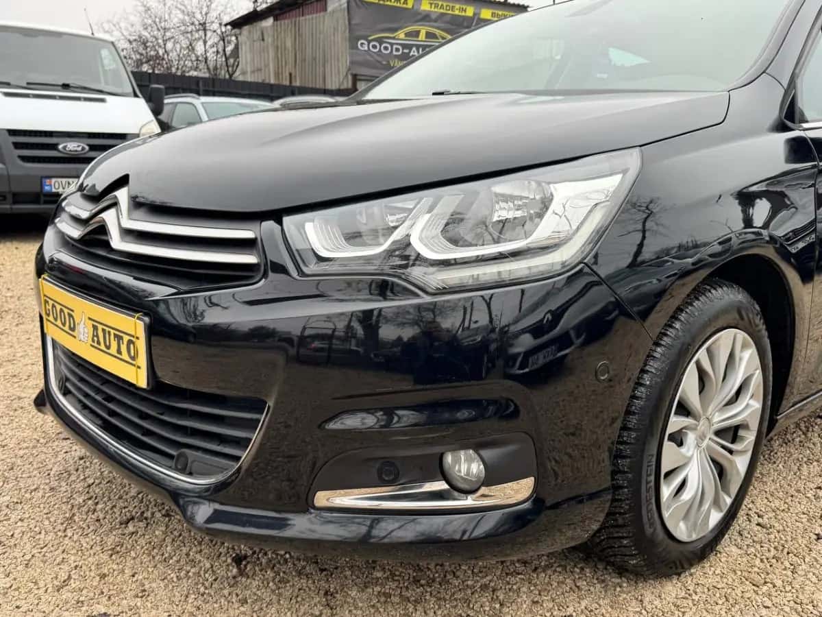 Citroen C4 - fotografia 7