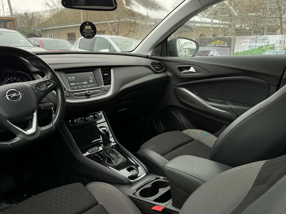 Opel Grandland X - fotografia 12