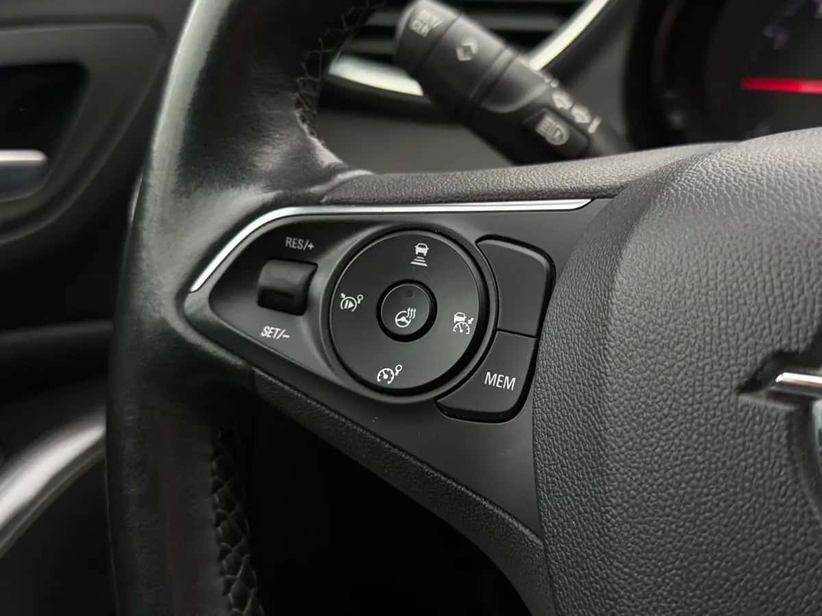 Opel Grandland X - fotografia 18