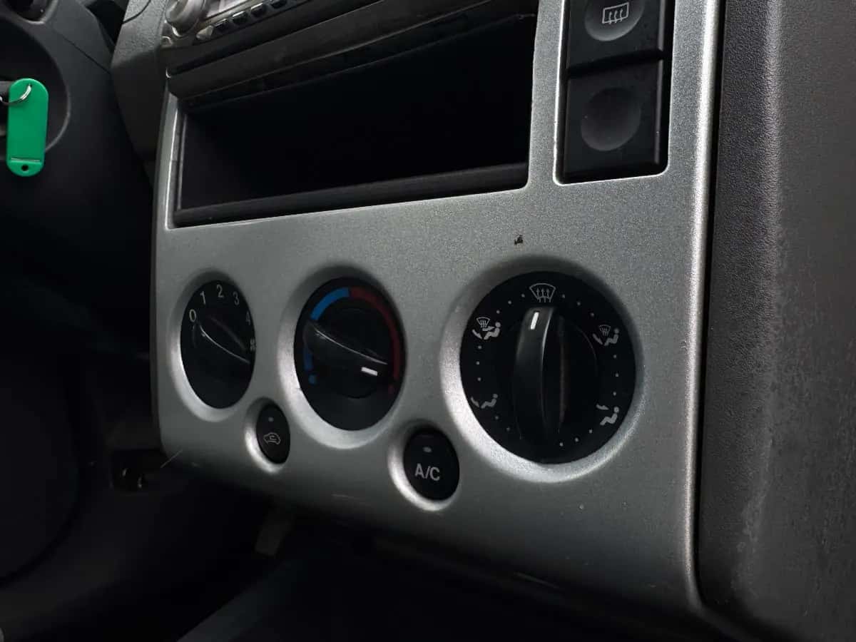 Ford Fusion - fotografia 11