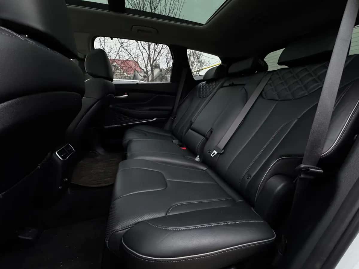 Hyundai Santa FE - fotografia 10