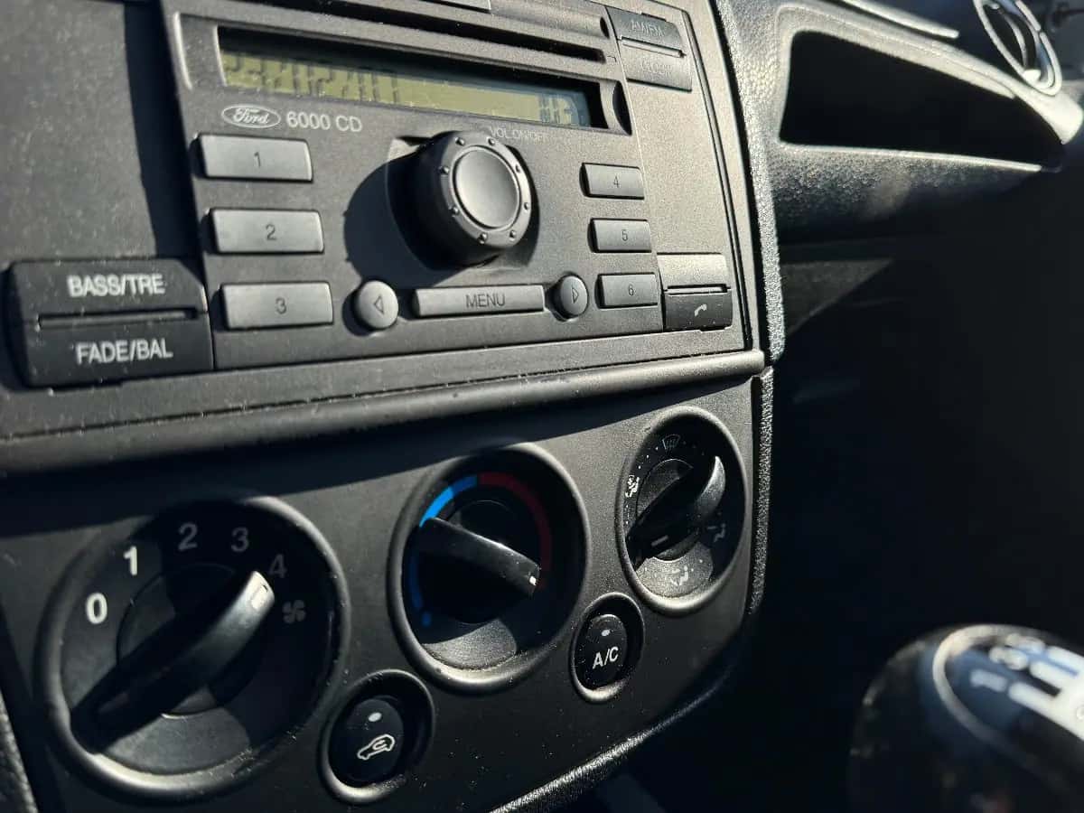 Ford Fiesta - fotografia 11