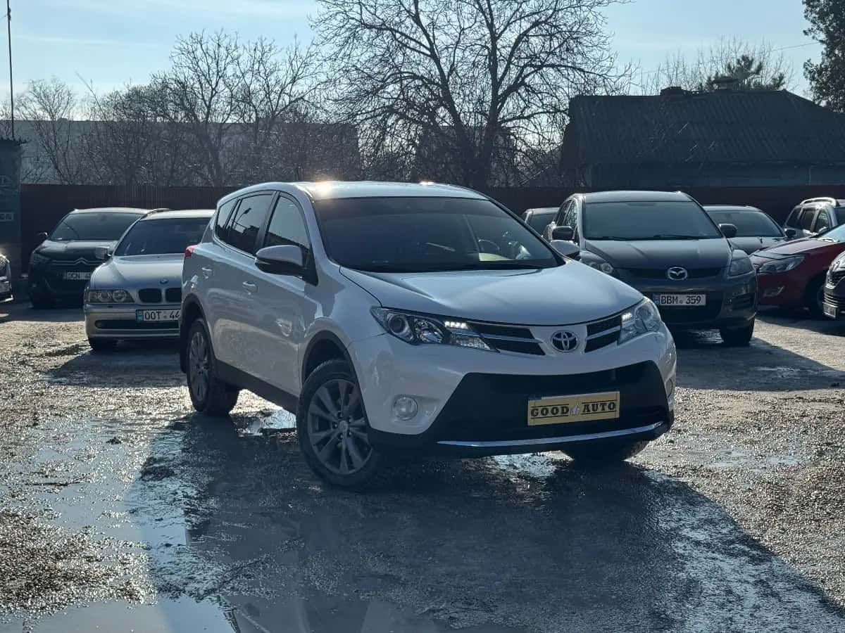 Toyota Rav 4 - fotografia 1