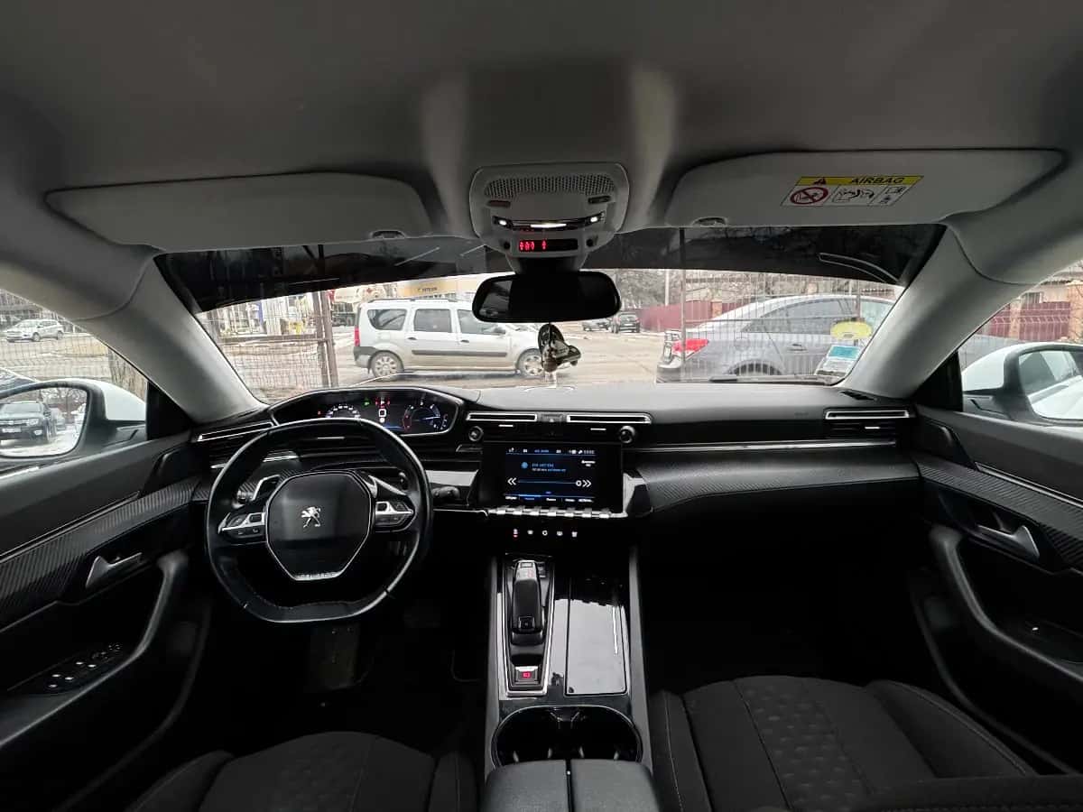 Peugeot 508 - fotografia 13