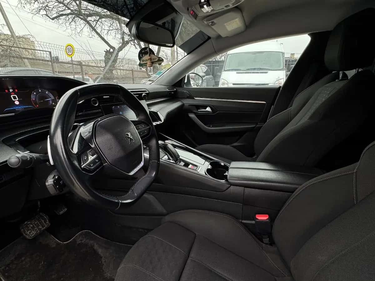 Peugeot 508 - fotografia 15