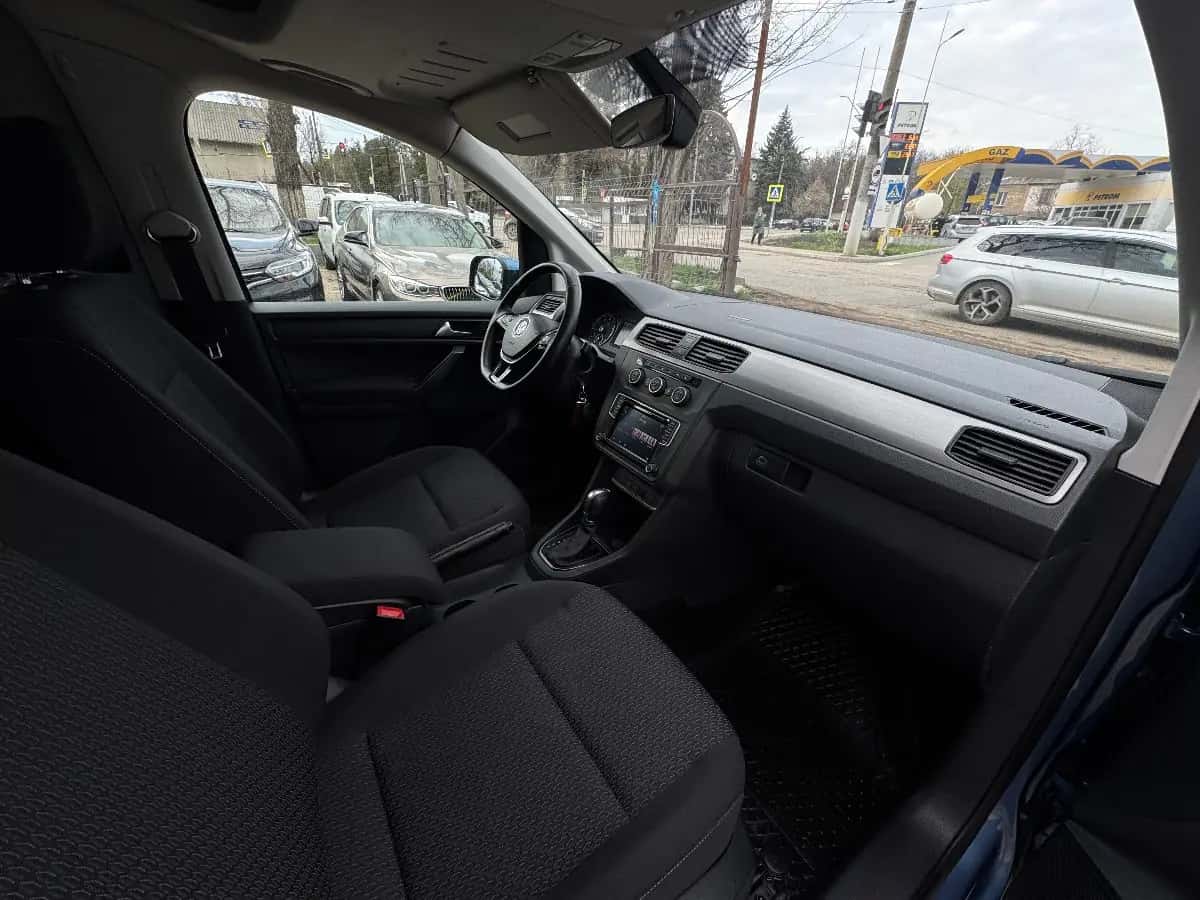 Volkswagen Caddy - fotografia 12