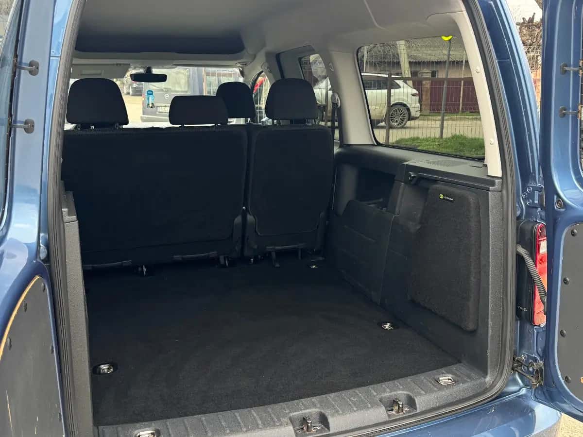 Volkswagen Caddy - fotografia 10