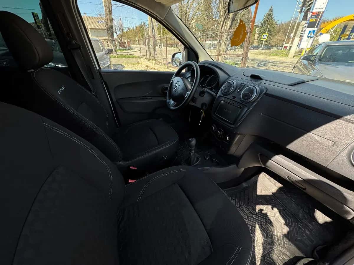 Dacia Lodgy - fotografia 15