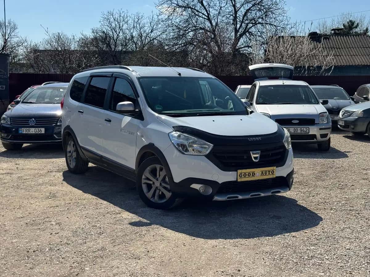 Dacia Lodgy - fotografia 1