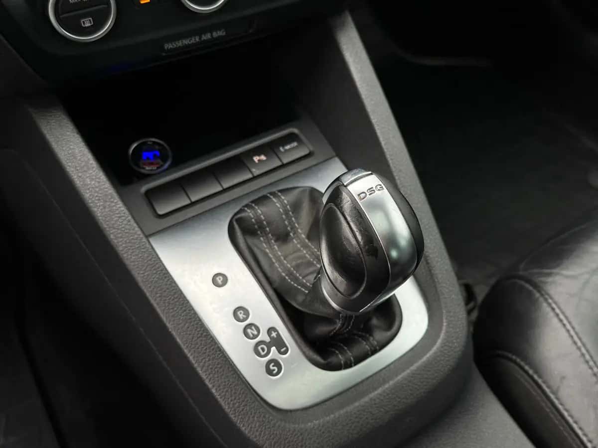 Volkswagen Jetta - fotografia 12