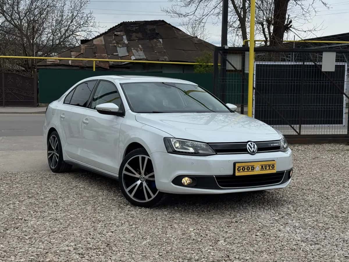 Volkswagen Jetta - fotografia 1
