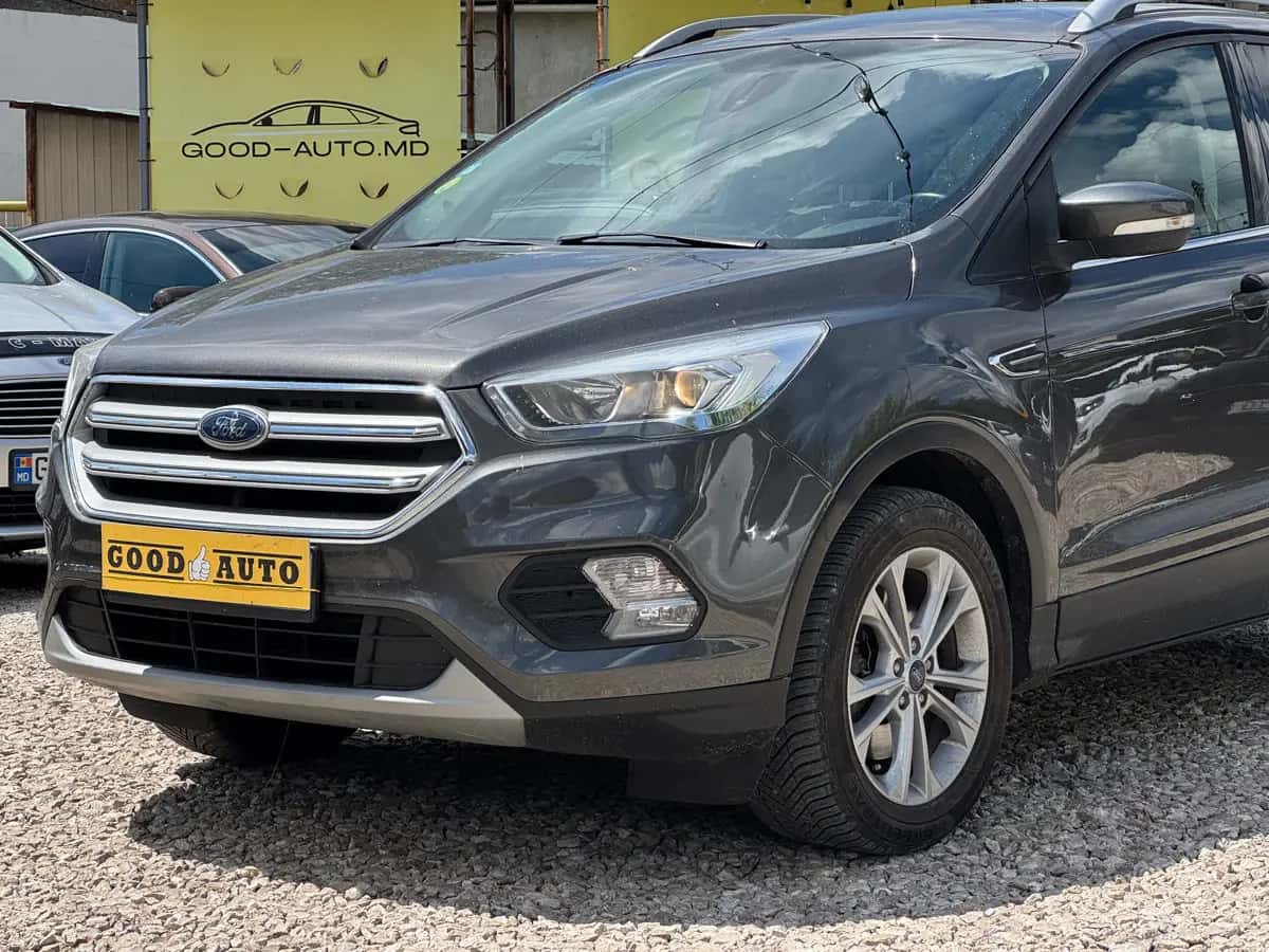 Ford Kuga - fotografia 4