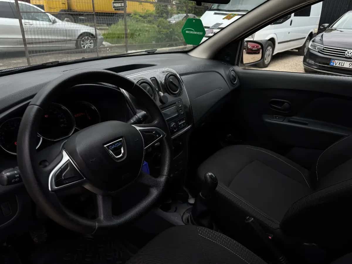 Dacia Sandero - fotografia 14