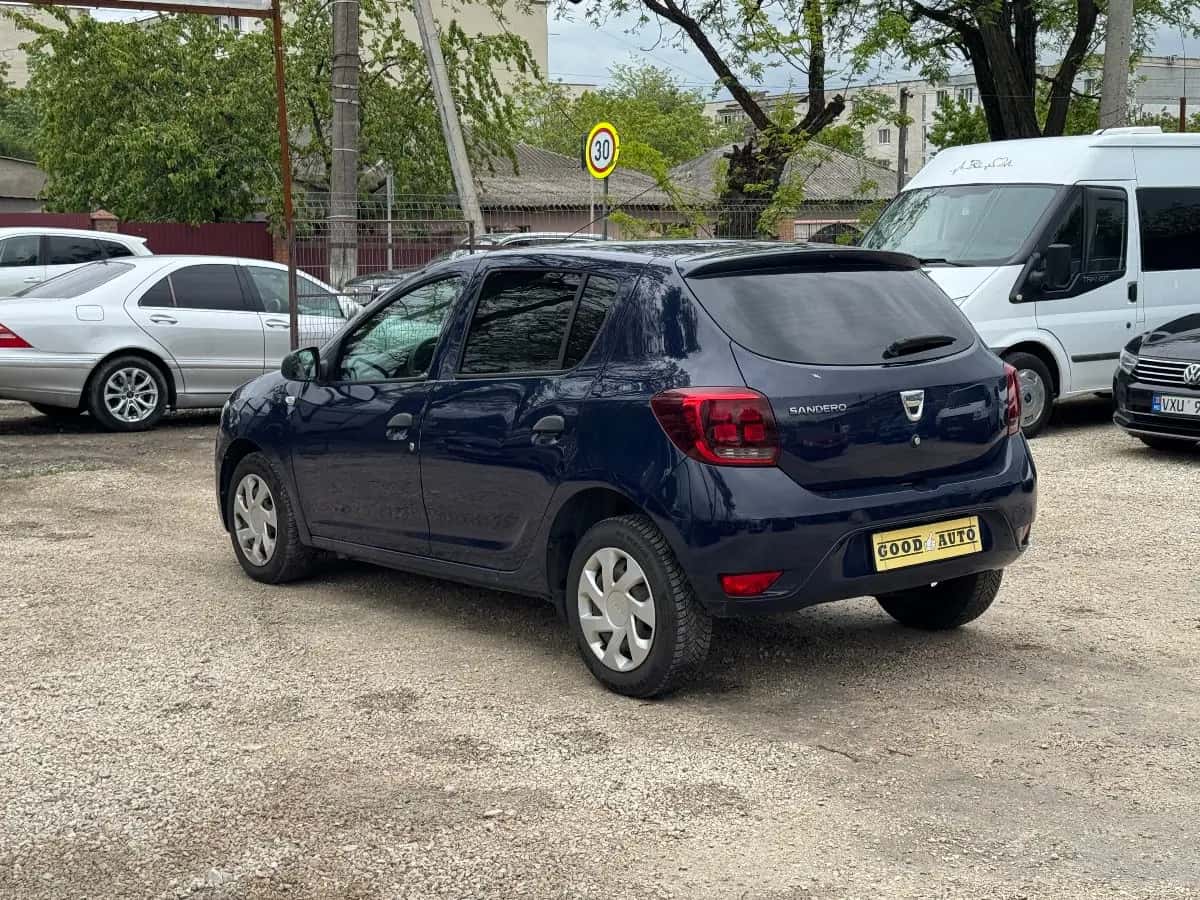 Dacia Sandero - fotografia 5
