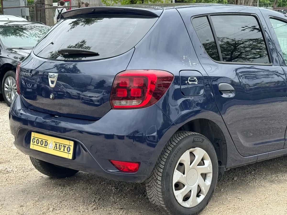 Dacia Sandero - fotografia 8
