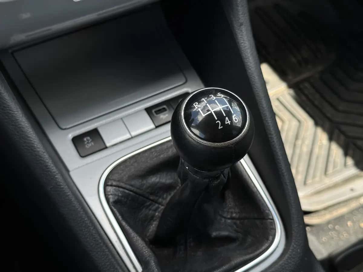 Volkswagen Golf - fotografia 4