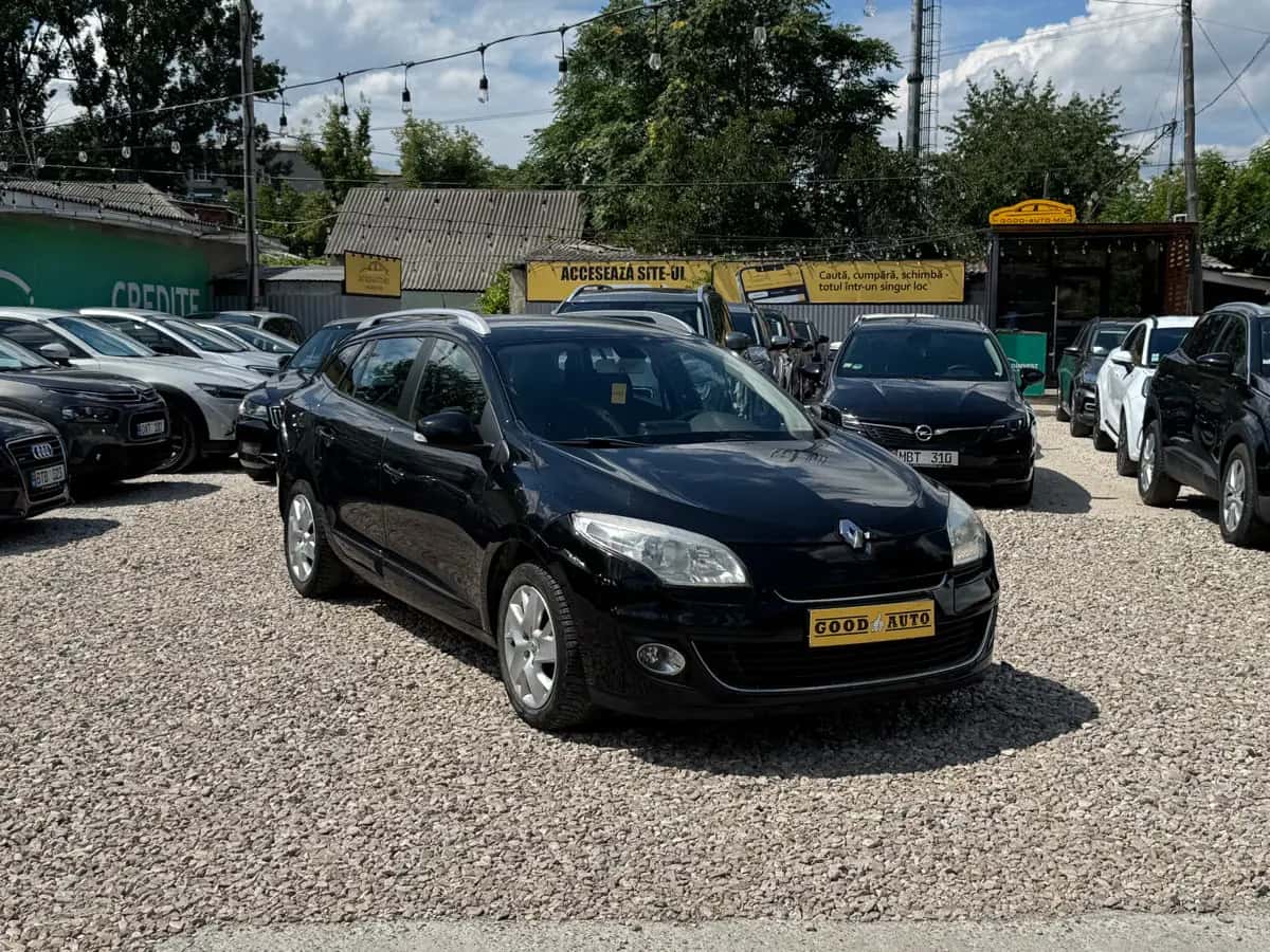 Renault Megane - fotografia 1
