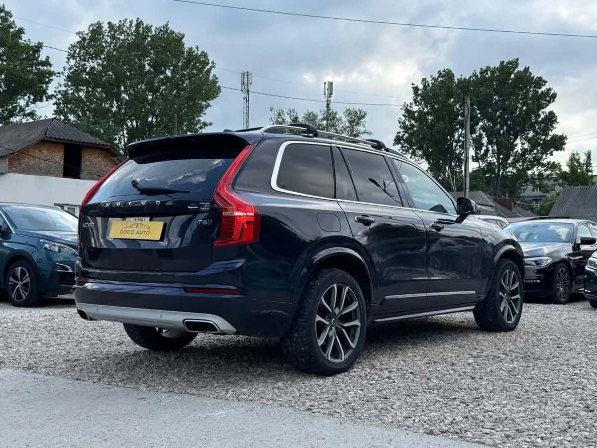 Volvo XC90 - fotografia 5