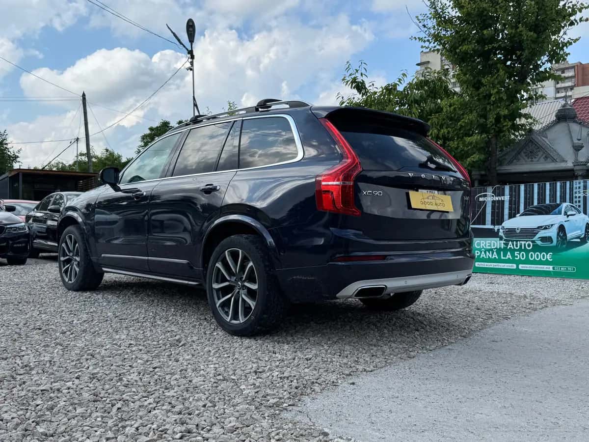 Volvo XC90 - fotografia 6