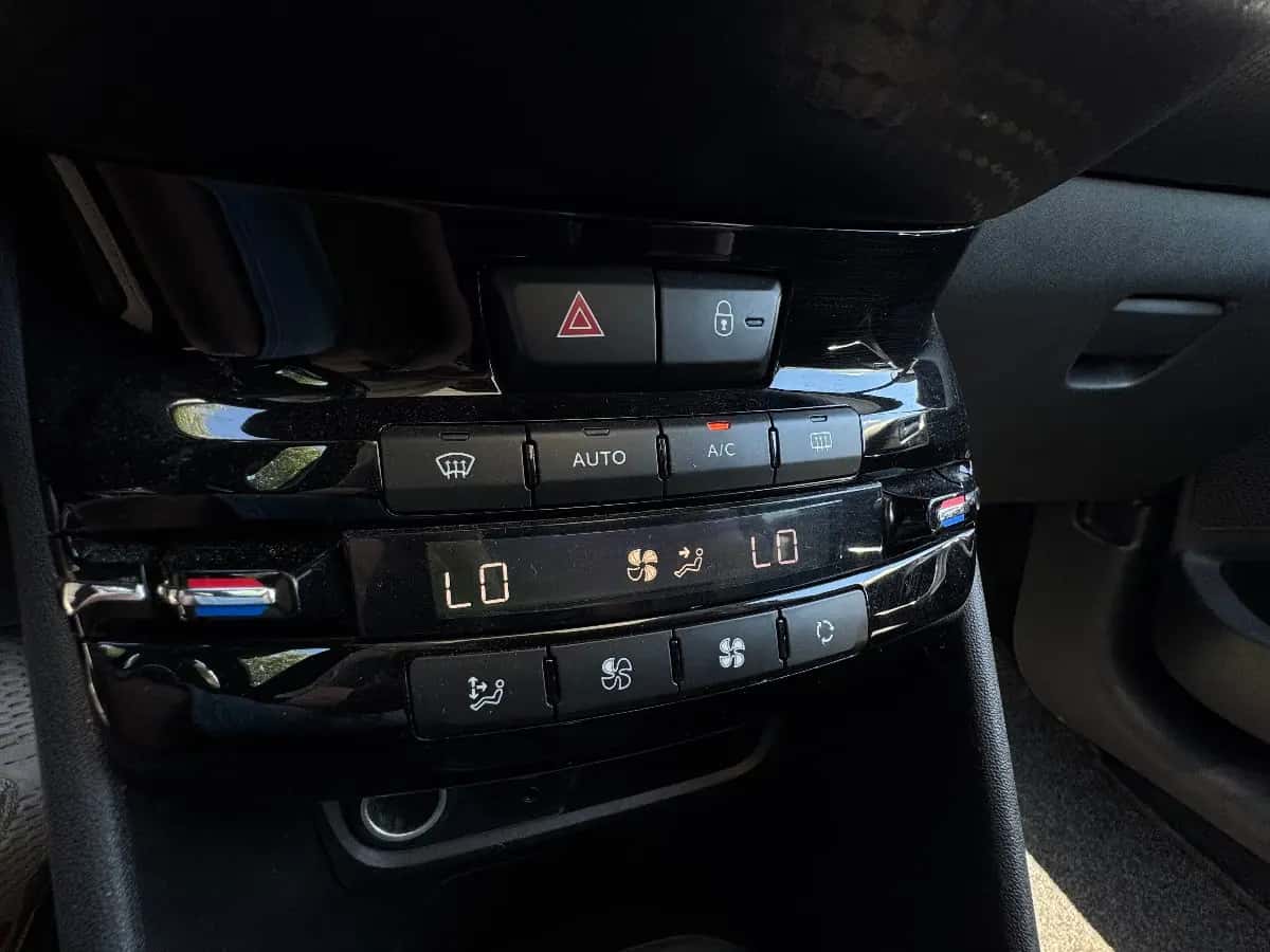 Peugeot 2008 - fotografia 14