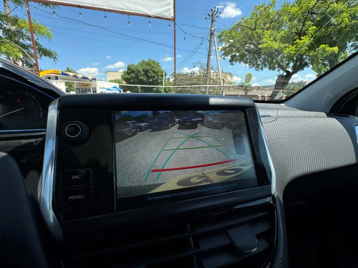 Peugeot 2008 - fotografia 15