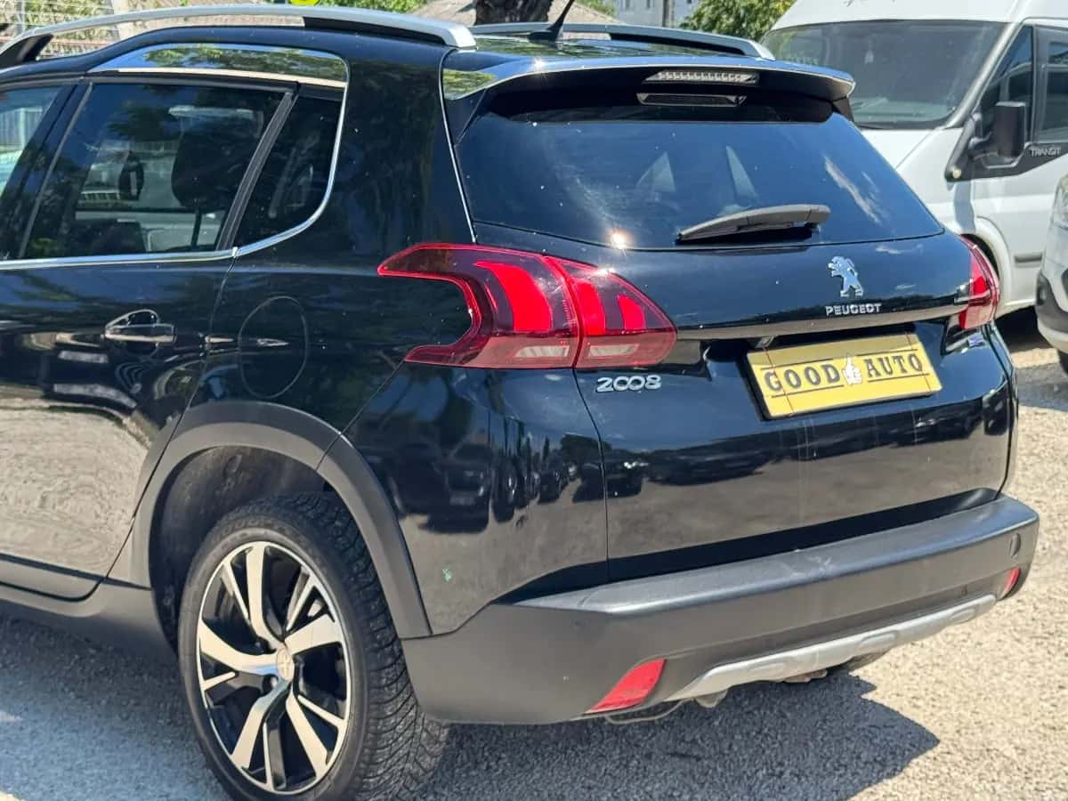Peugeot 2008 - fotografia 6