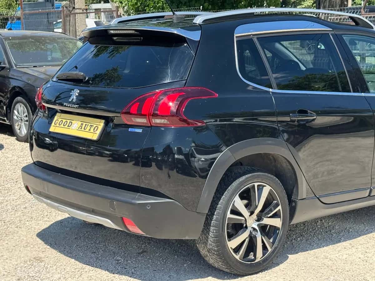 Peugeot 2008 - fotografia 8