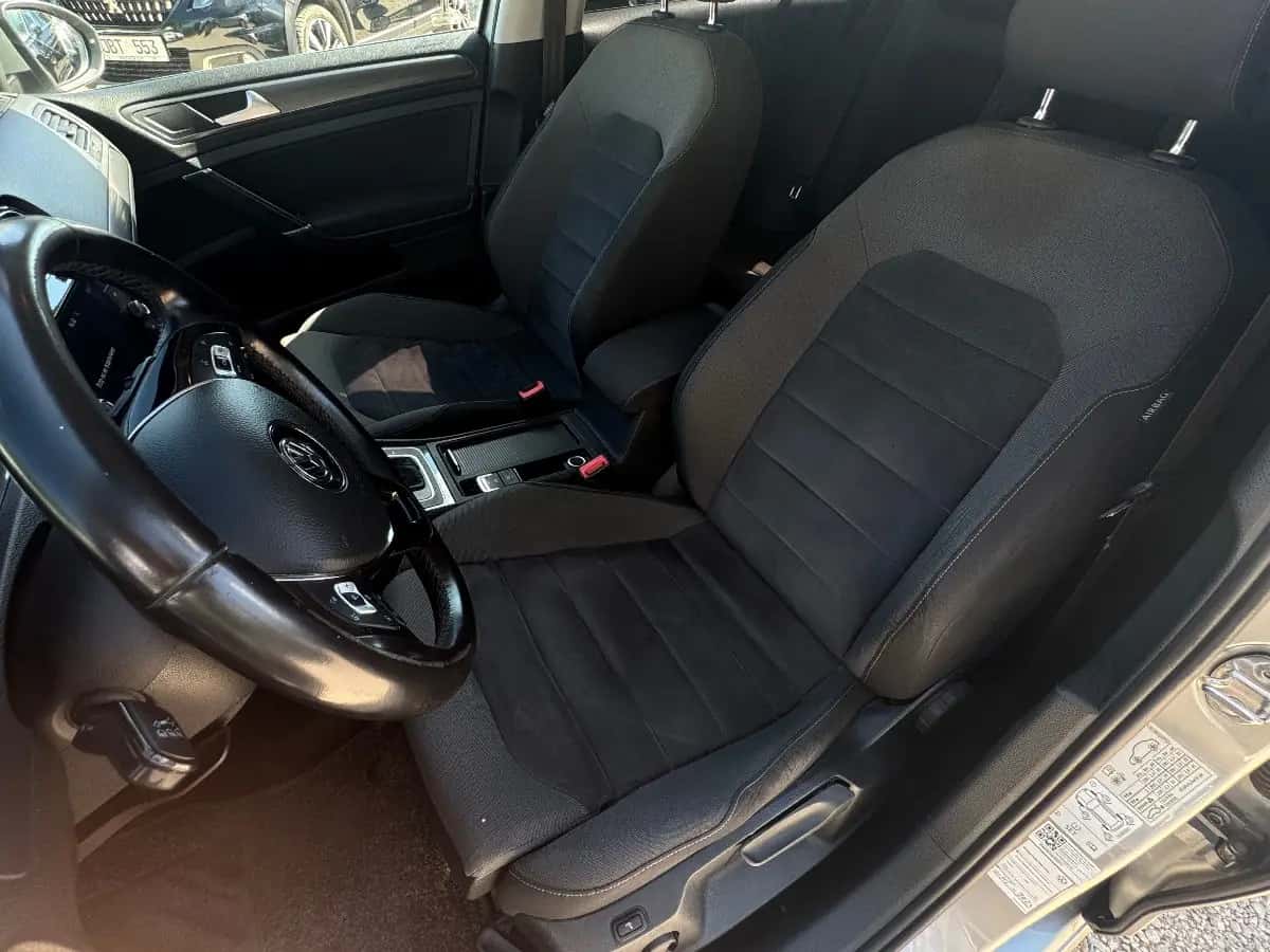 Volkswagen Golf - fotografia 14