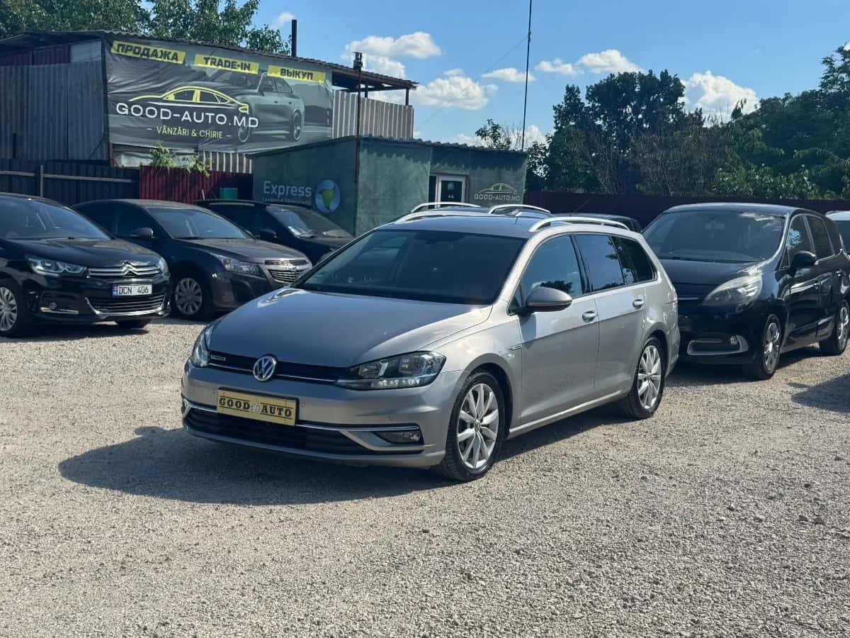 Volkswagen Golf - fotografia 3