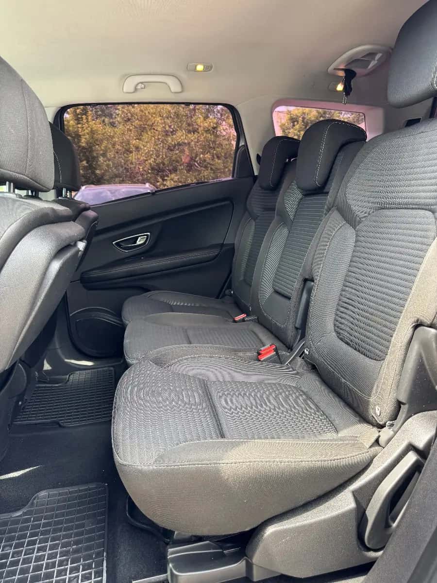 Renault Grand Scenic - fotografia 15