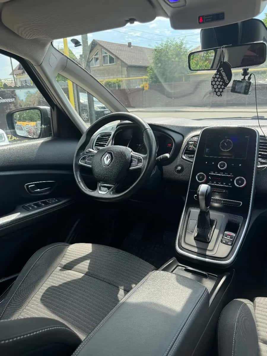 Renault Grand Scenic - fotografia 16