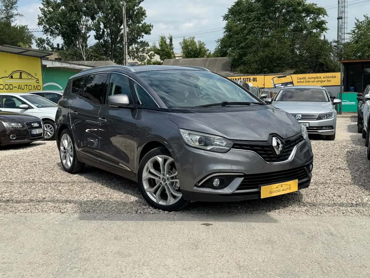 Renault Grand Scenic - fotografia 1
