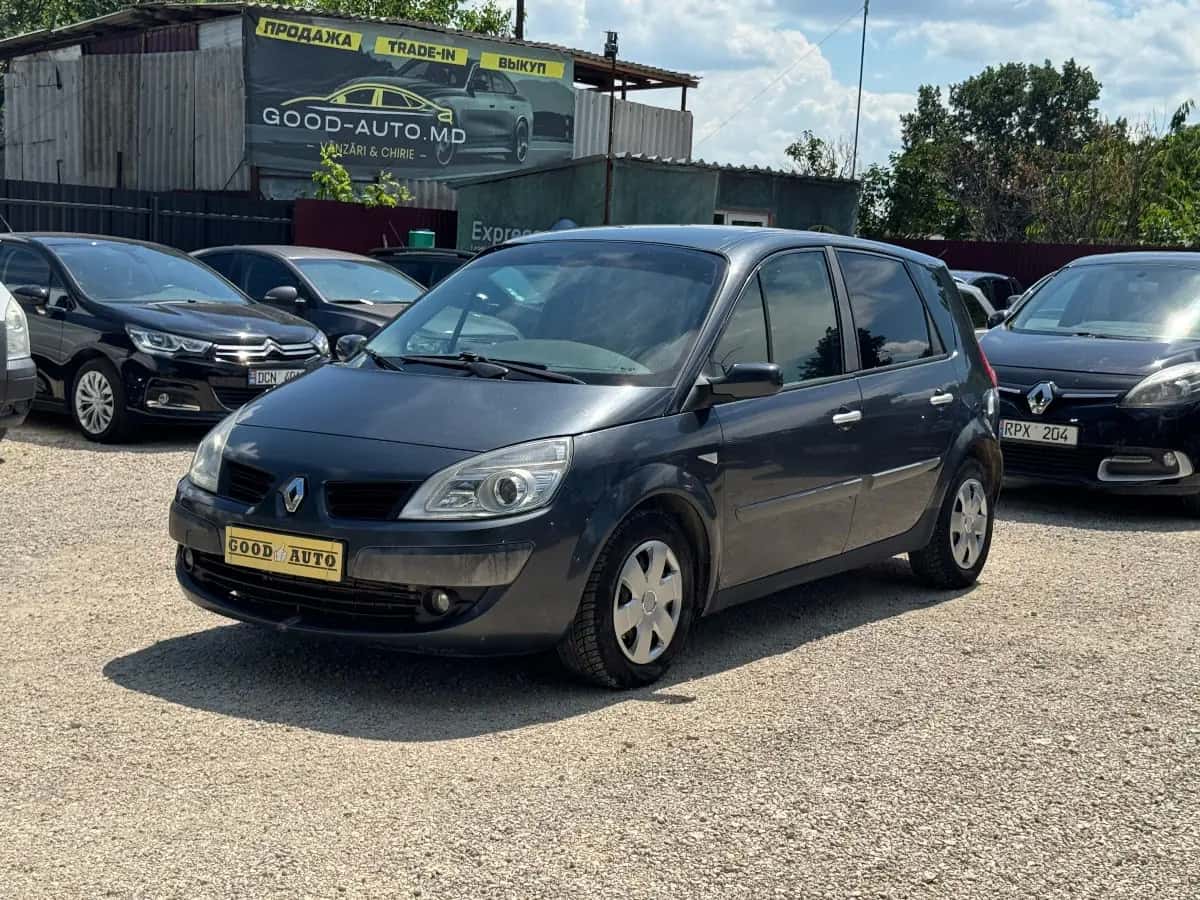 Renault Scenic - fotografia 3