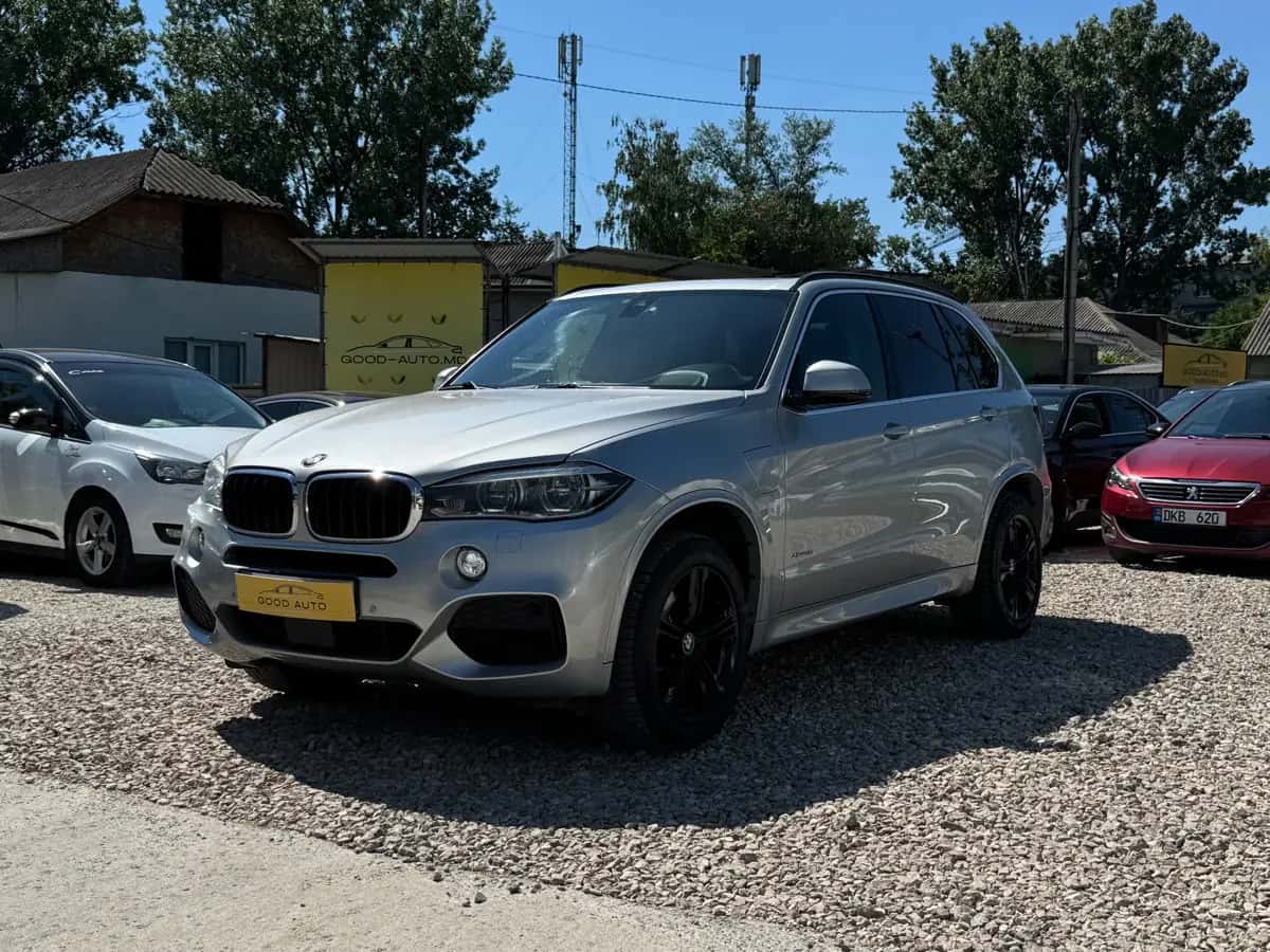 Bmw X5 - fotografia 2