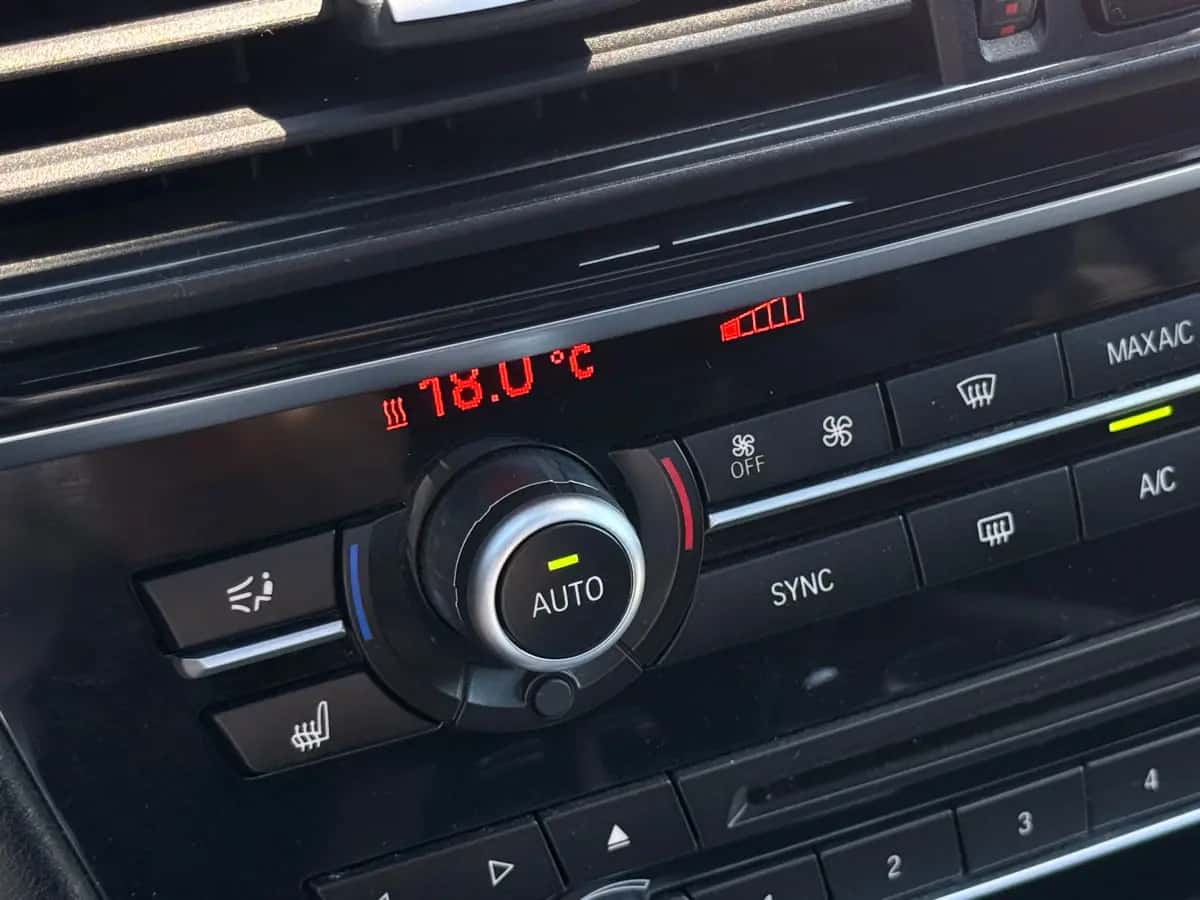 Bmw X5 - fotografia 14