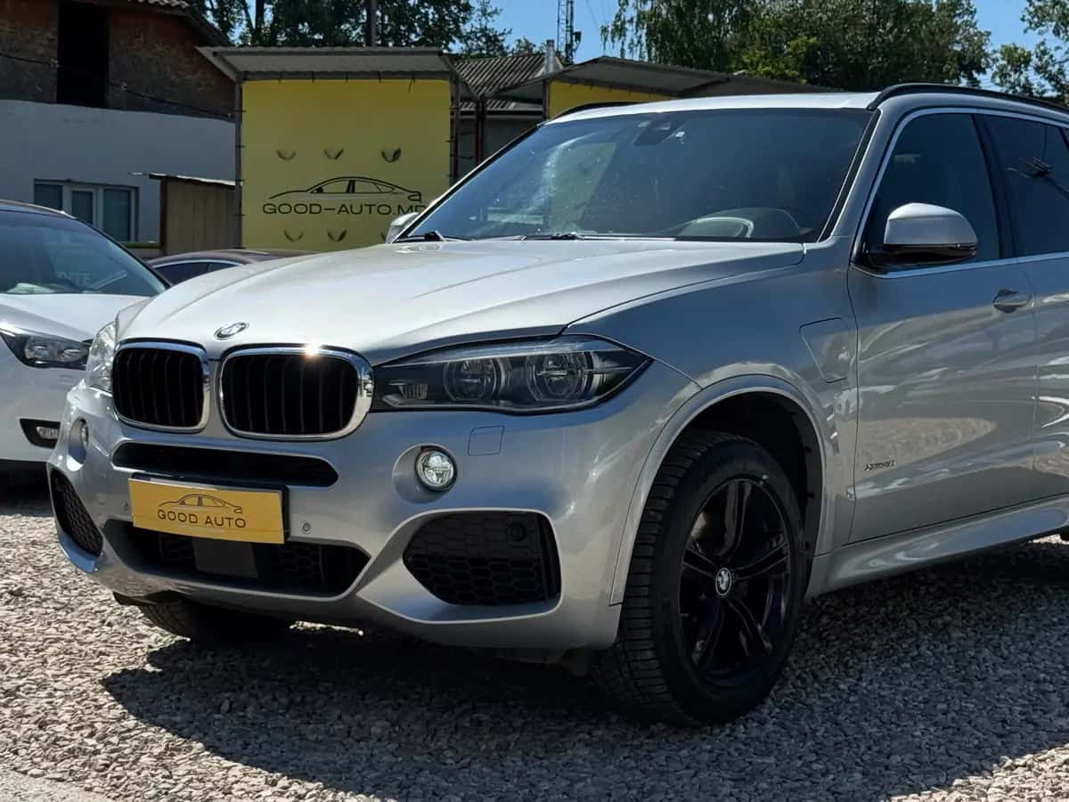 Bmw X5 - fotografia 3