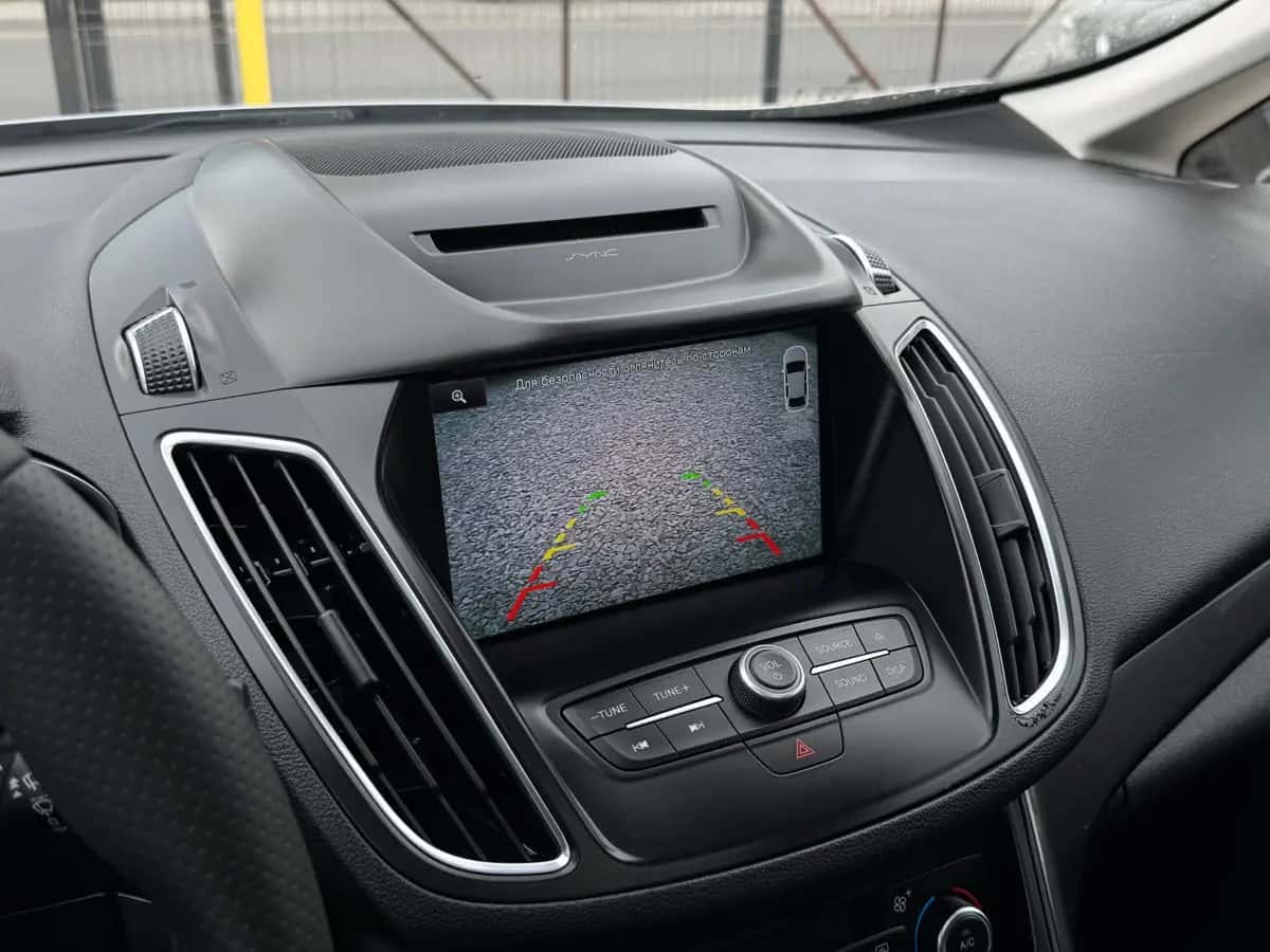 Ford C-Max - fotografia 16