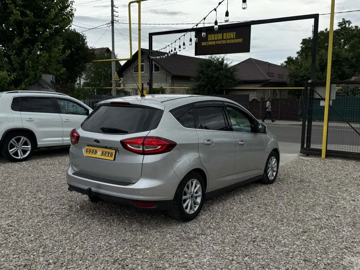 Ford C-Max - fotografia 4
