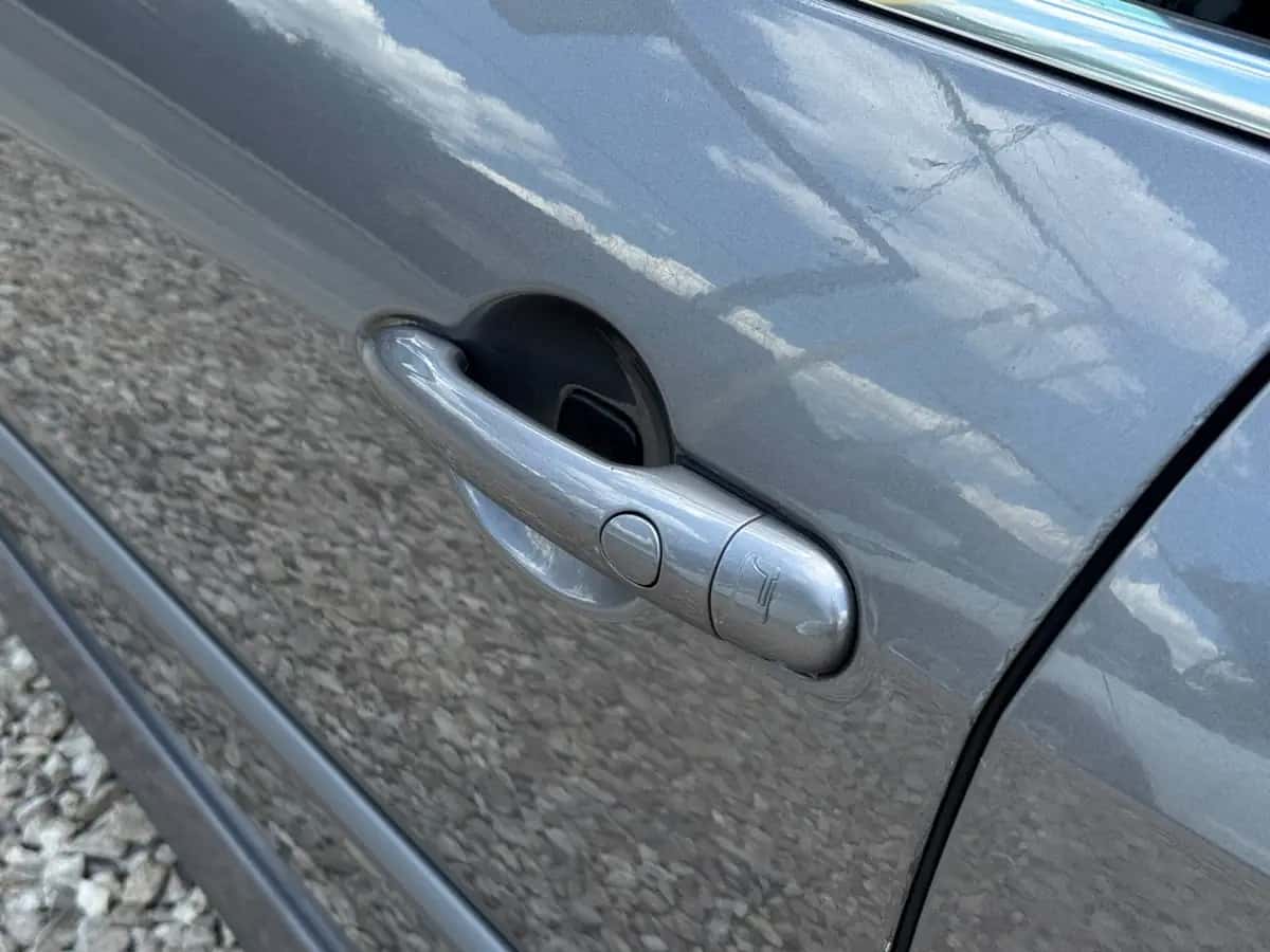Renault Laguna - fotografia 8