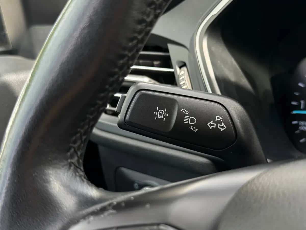 Ford Kuga - fotografia 15