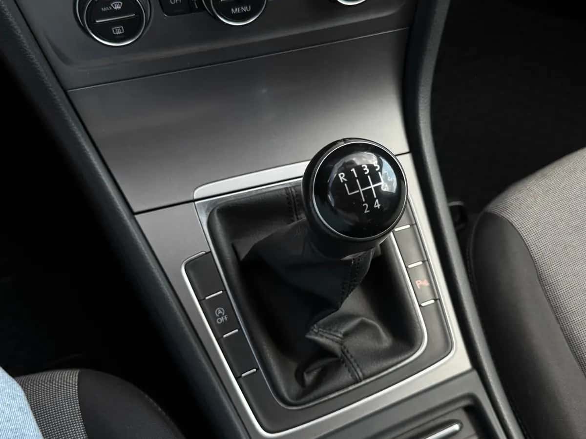 Volkswagen Golf - fotografia 12