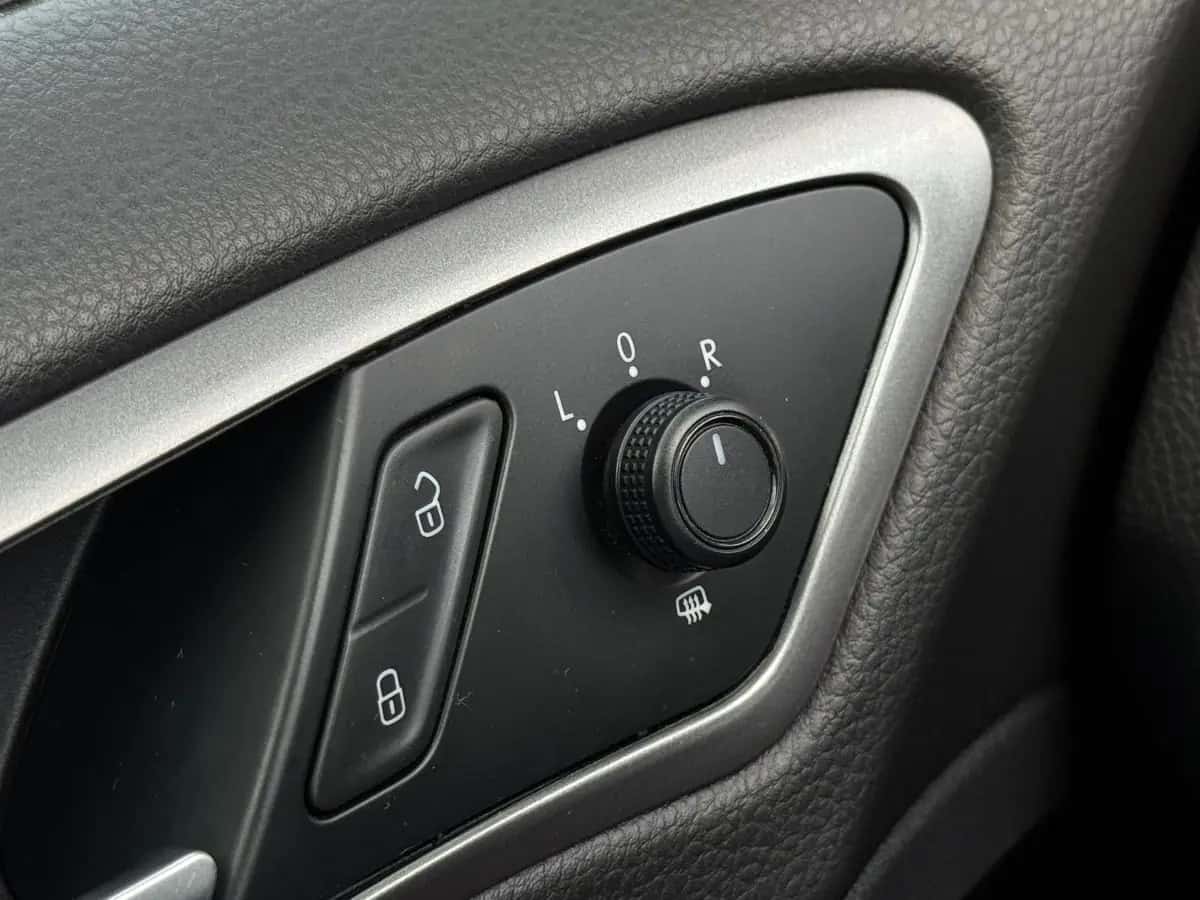 Volkswagen Golf - fotografia 15