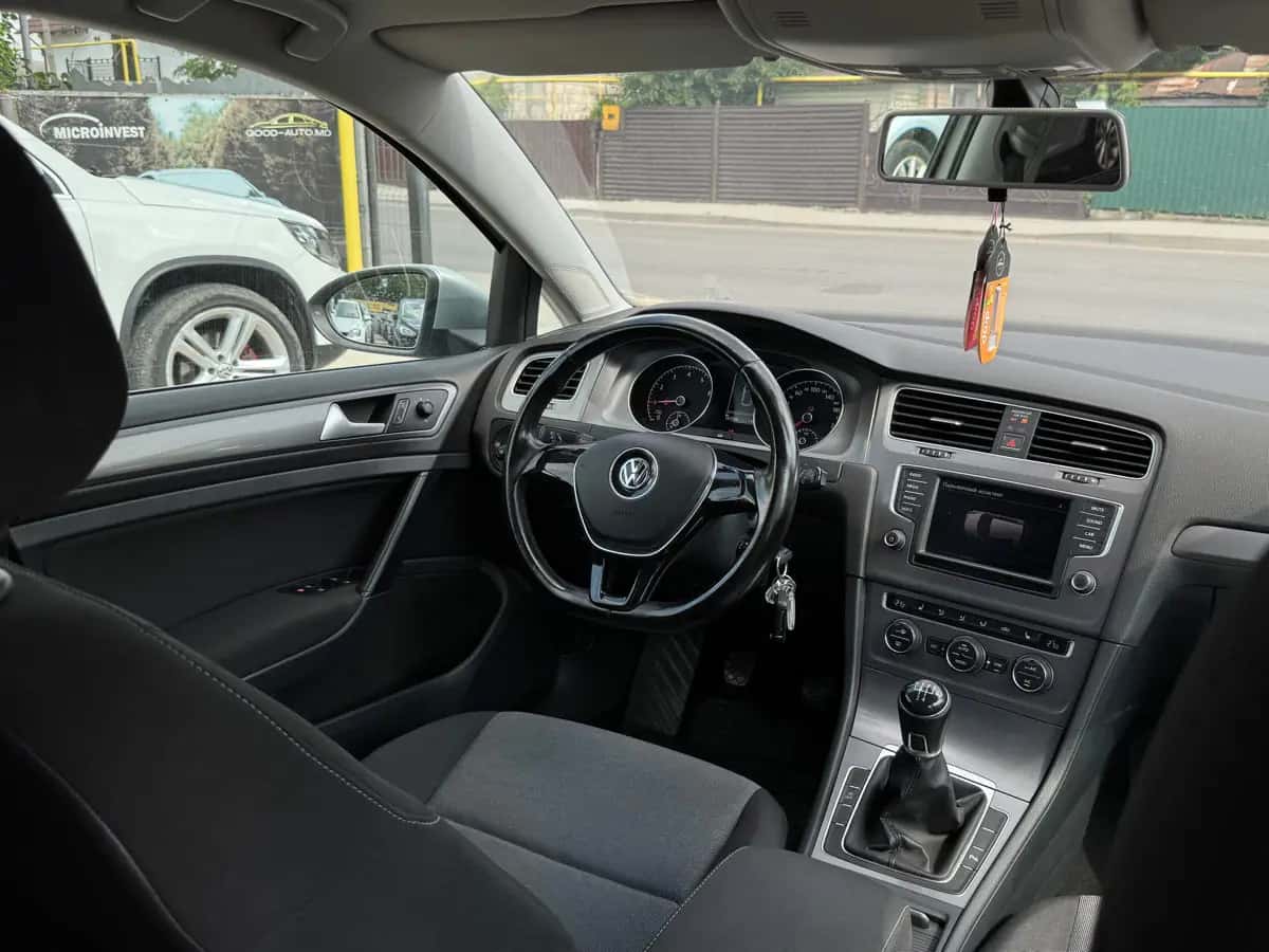 Volkswagen Golf - fotografia 18