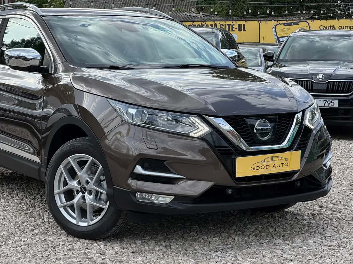 Nissan Qashqai - fotografia 2